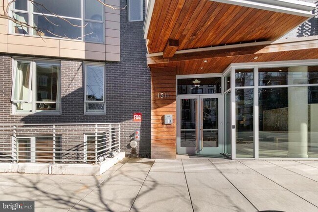 Building Photo - 1311 13th St NW