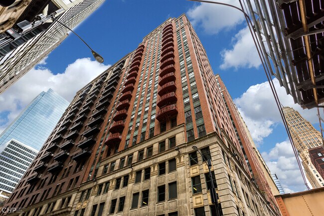 Primary Photo - 208 W Washington St