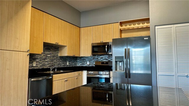 Building Photo - 388 E Ocean Blvd