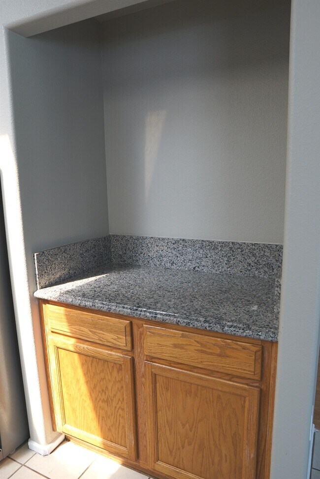 Building Photo - 51605 Avenida Ramirez