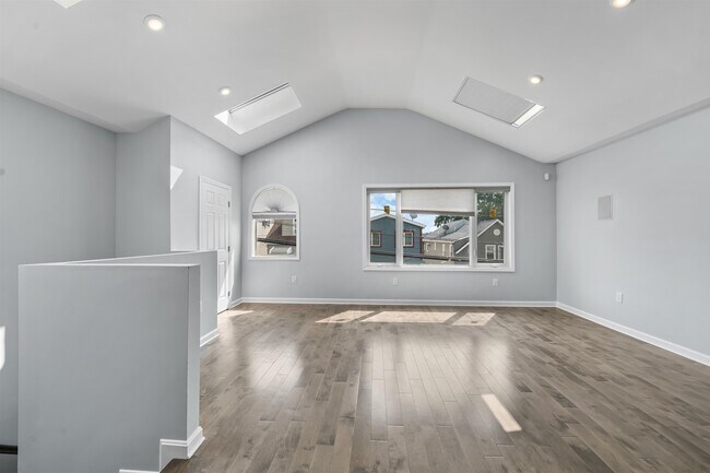 Building Photo - 1300 79th St
