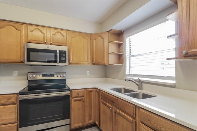 Building Photo - 501 14th St