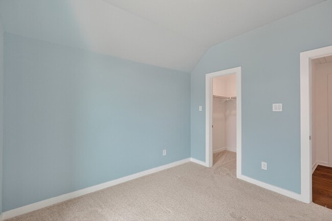 Building Photo - 599 Cypress Vly Ave