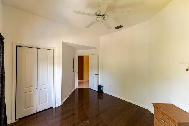 Building Photo - 7345 Brightwaters Ct