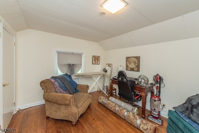 Building Photo - 123 Smull Ave