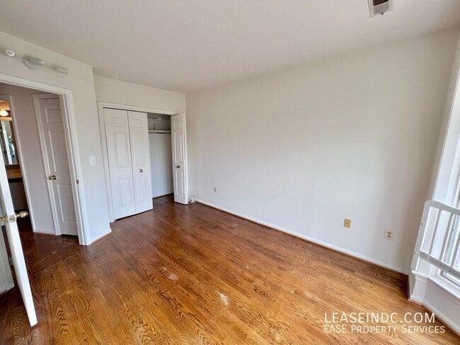 Building Photo - 1445 Hampton Hill Cir