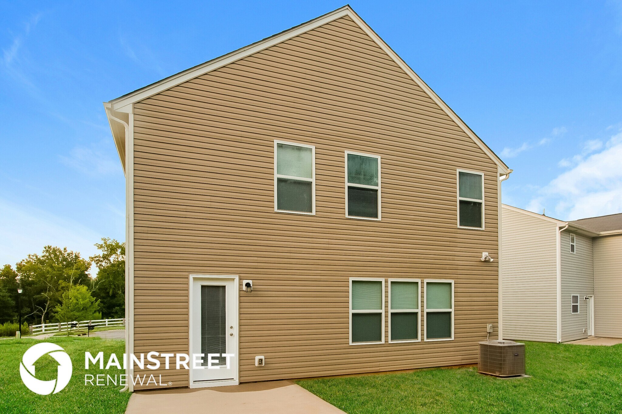 Building Photo - 1047 Manston Pl SW