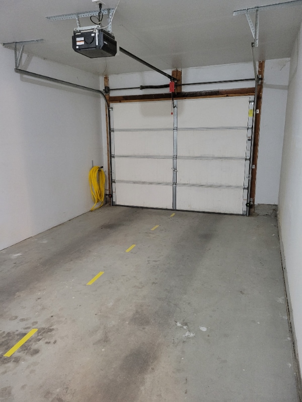 Building Photo - 1321 H St