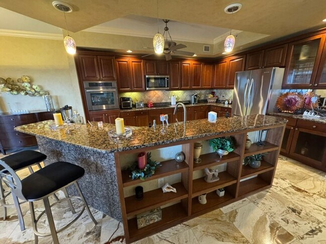 Building Photo - 14380 Riva Del Lago Dr