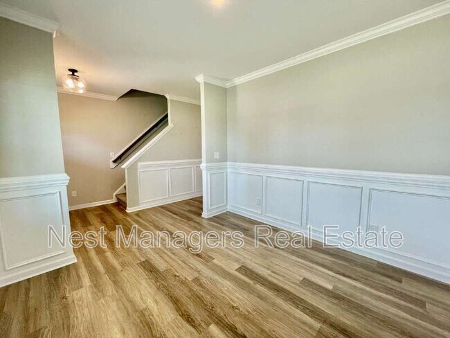Building Photo - 141 Burnside Dr