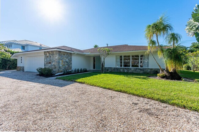 Building Photo - 606 Wedge Dr
