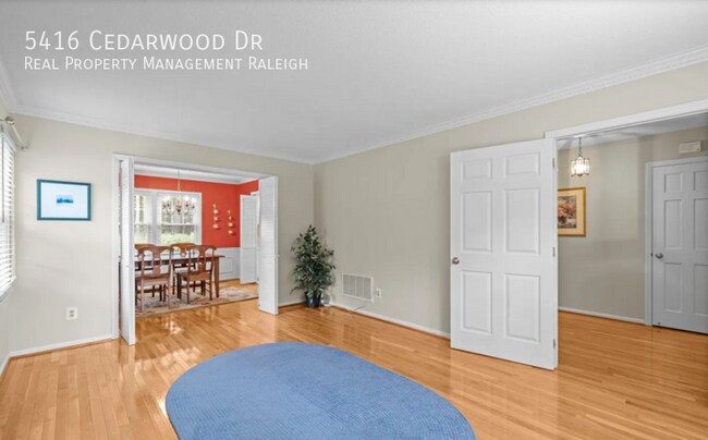 Building Photo - 5416 Cedarwood Dr