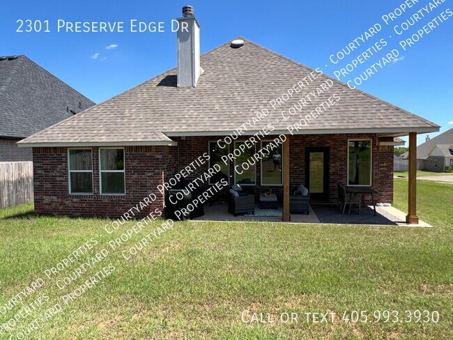 Building Photo - 2301 Preserve Edge Dr