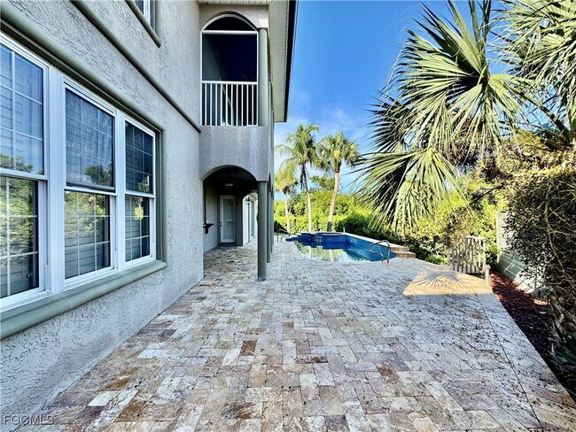 Building Photo - 14370 McGregor Blvd