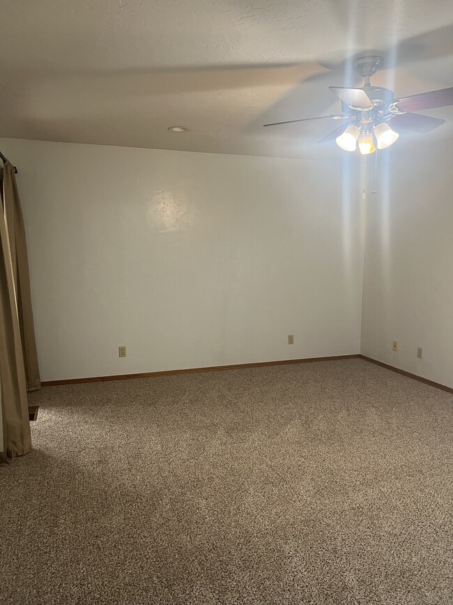 Building Photo - 12214 Banyan Ln