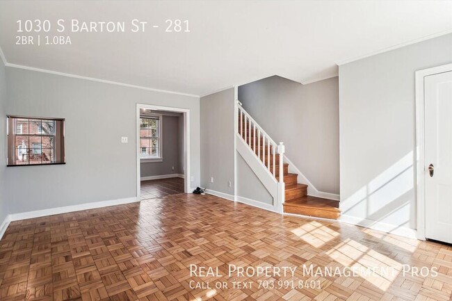 Building Photo - Sunny & Spacious Arlington Village TH- Ste...