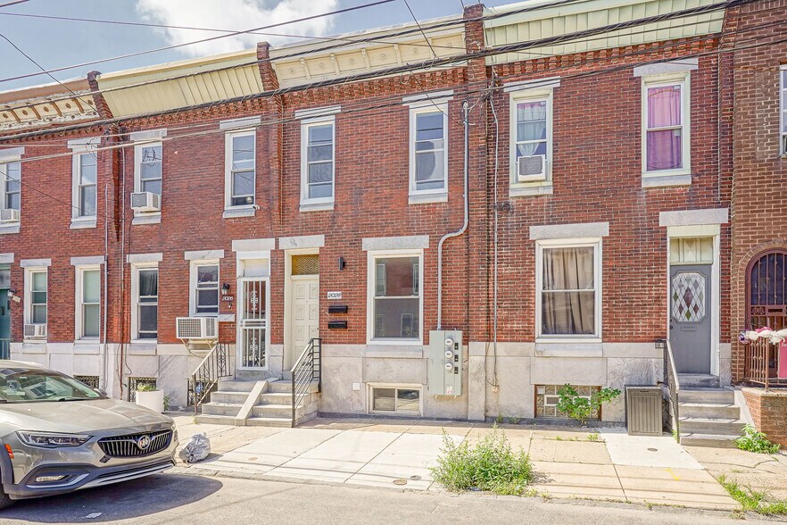 Building Photo - 2028 Moore St