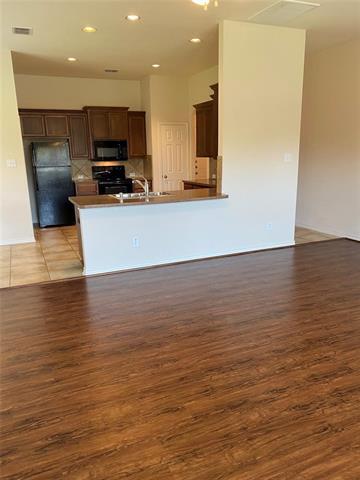 Building Photo - 3605 Chapel Hill Lane
