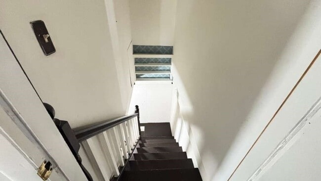 Building Photo - 48 High St