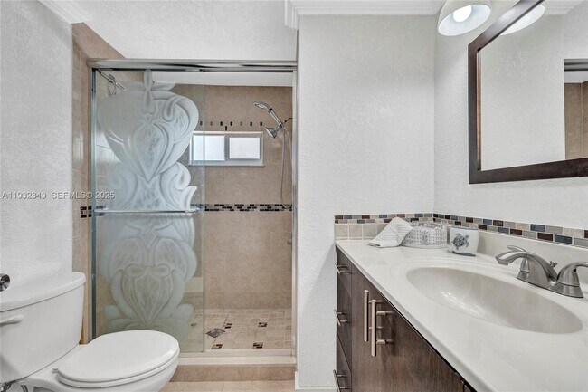 Building Photo - 203 Allen Ave