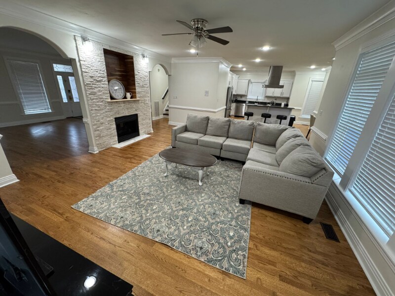 Building Photo - 259 W Ocean View Ave