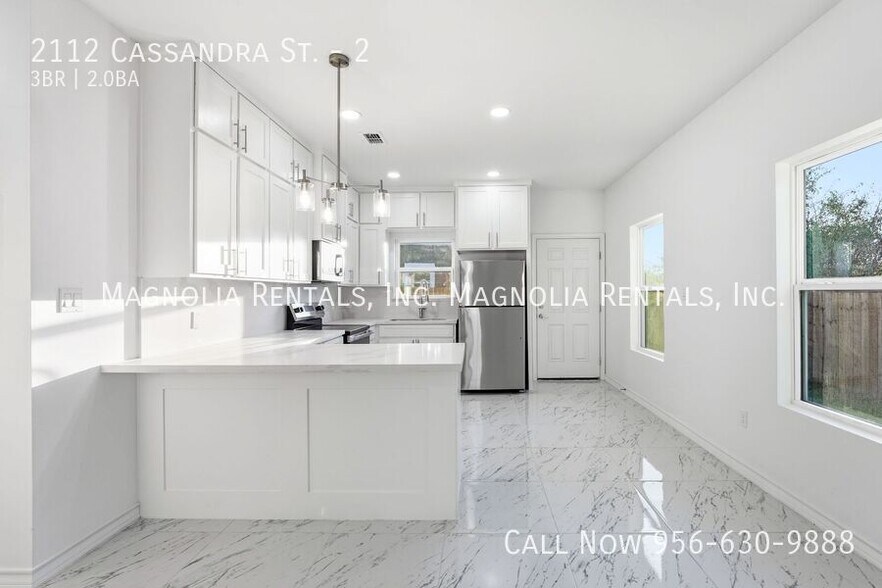 Building Photo - 2112 Cassandra St