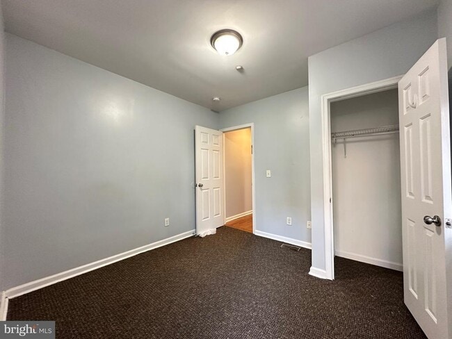 Building Photo - 1835 N Bouvier St