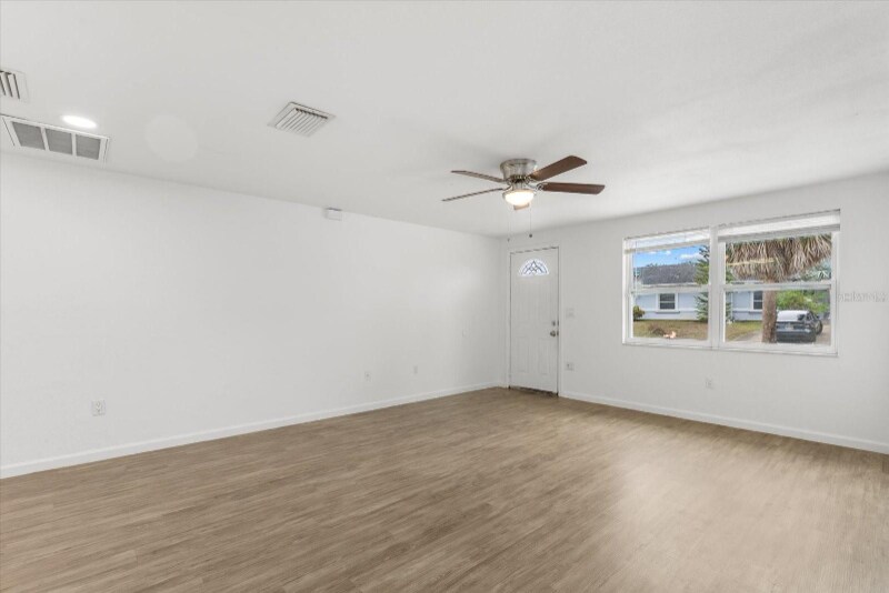 Building Photo - 200 San Lorenzo Ave