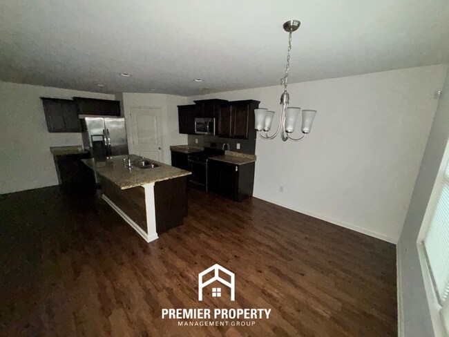 Building Photo - Beautiful 3BR/2.5BA Bessemer Home with Granite Kitchen, Fireplace & Covered Patio