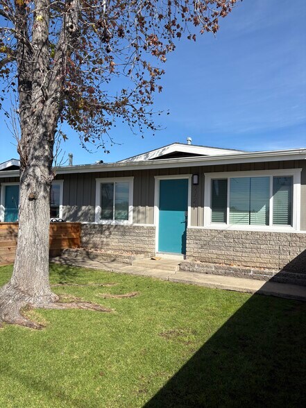 Building Photo - 2721 Drew Ln