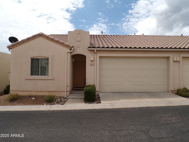Primary Photo - 1765 Manzanita Dr
