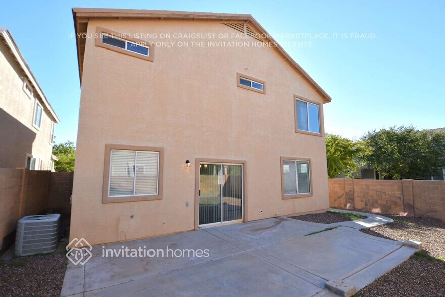 Building Photo - 7410 S 39th Dr