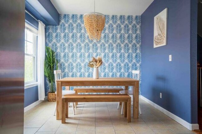 Building Photo - 407 18th St