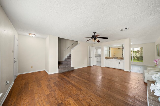 Building Photo - 10718 Nobility Dr