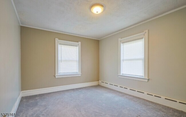 Building Photo - 106 Sadler Rd