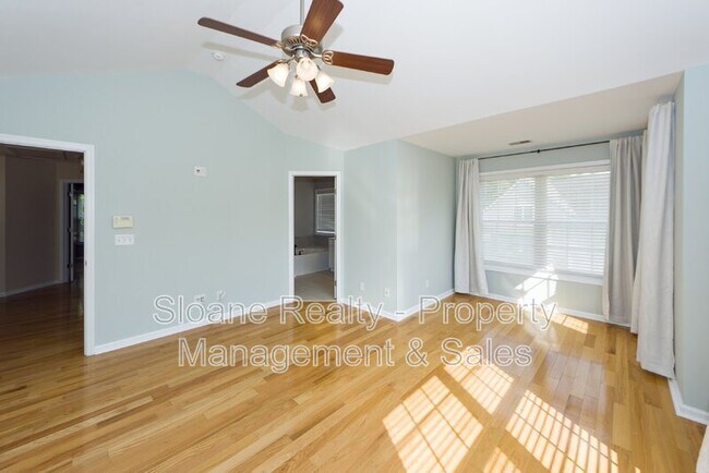 Building Photo - 112 Tanglewood Cir