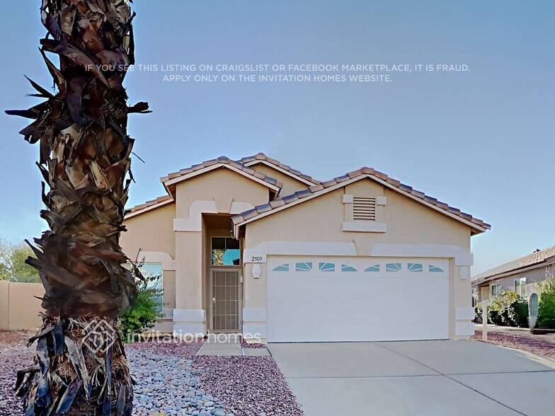 Primary Photo - 2509 N Silverado