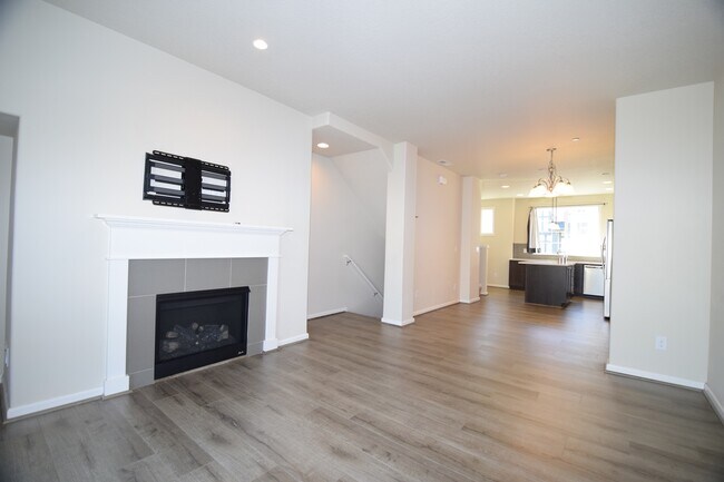 Building Photo - 15154 NW Fig Ln