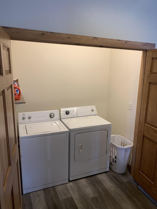 Building Photo - 347 Colter Loop