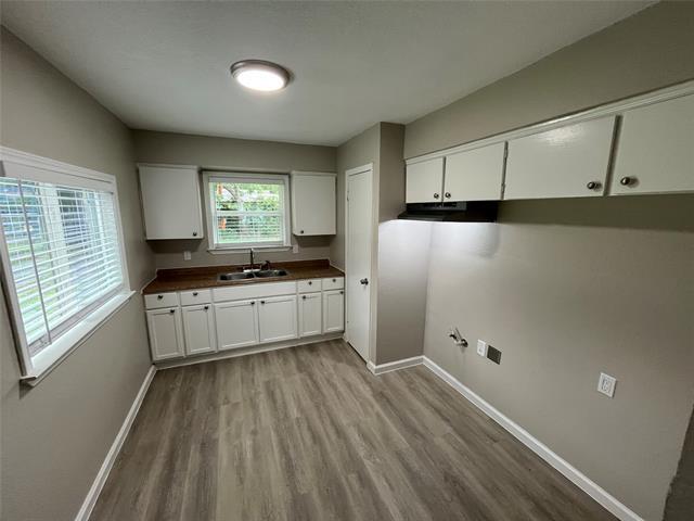 Building Photo - 14215 Osage Dr