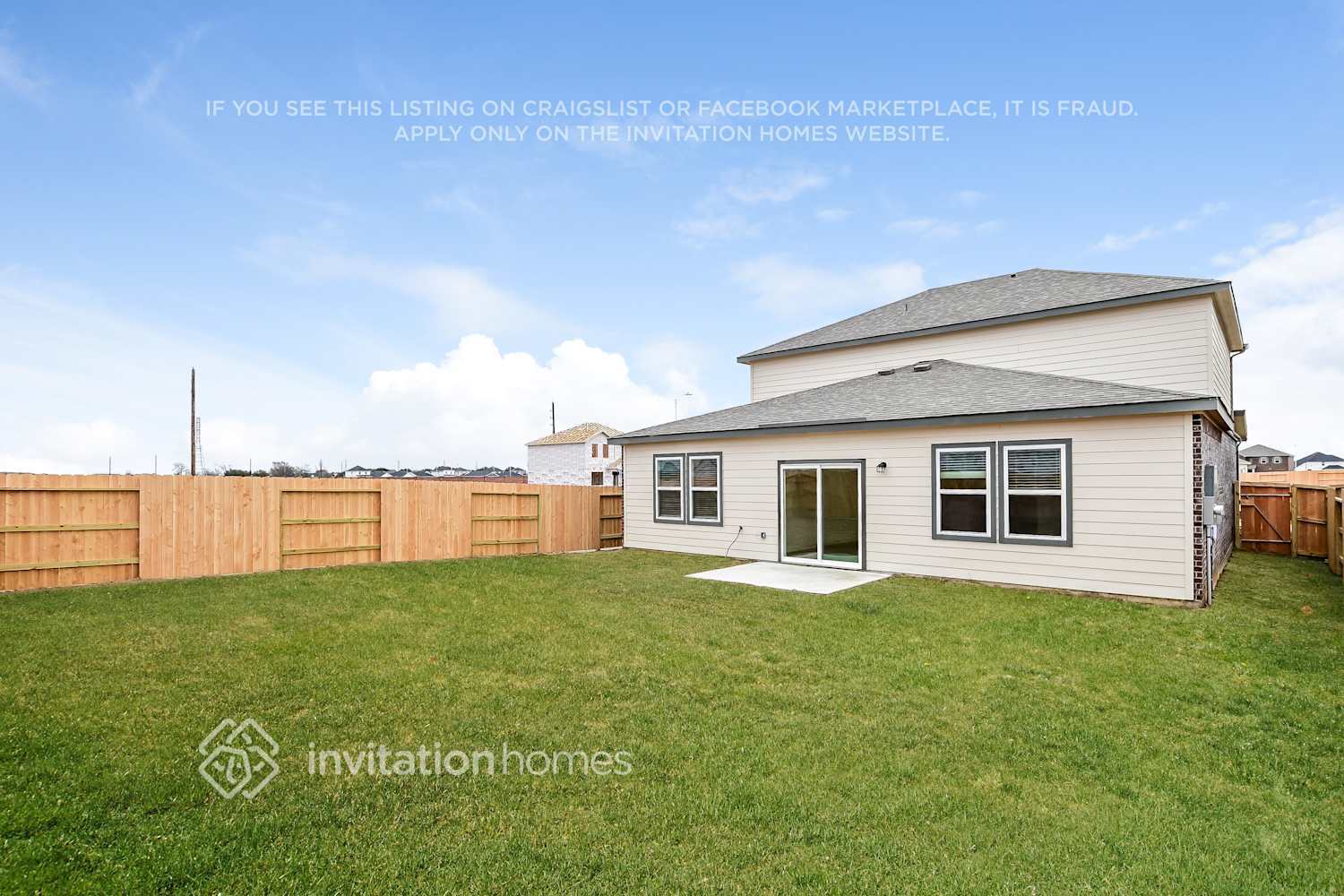 Building Photo - 27210 Clear Breeze Drive