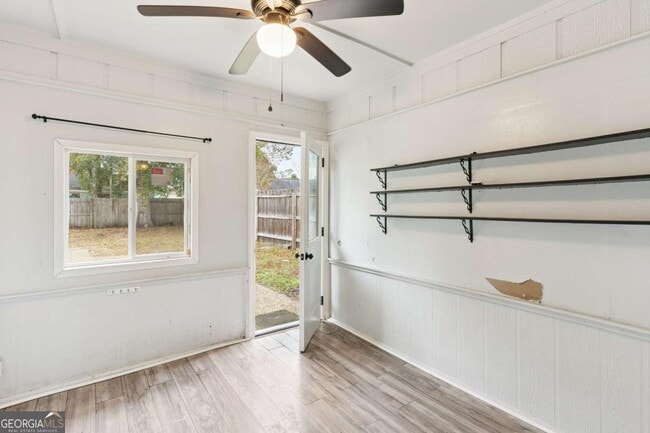 Building Photo - 132 N Woodvalley Dr