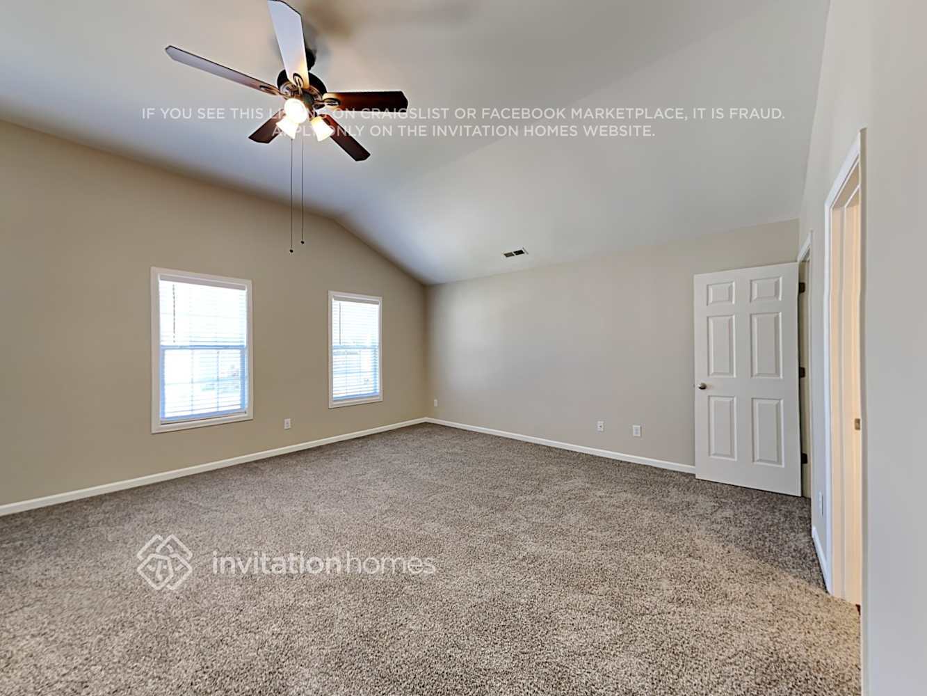 Building Photo - 711 Alberta Ct