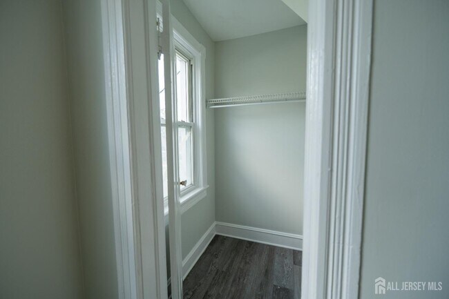 Building Photo - 337 Convery Blvd