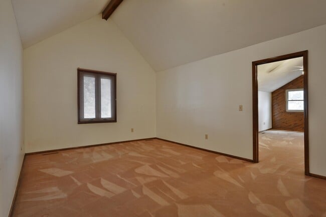 Building Photo - 453 Buckhorn Ct