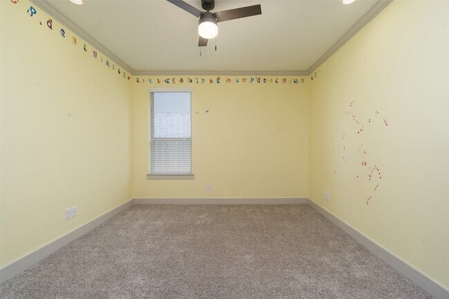 Building Photo - 2572 Ravenna Ct