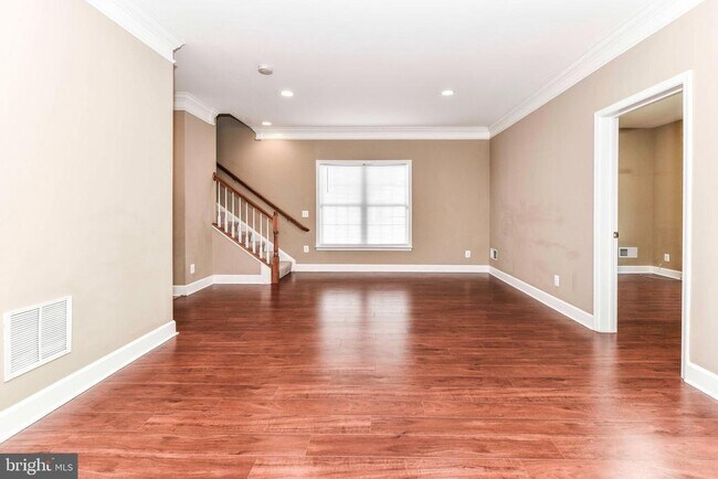 Building Photo - 42832 Bittner Square