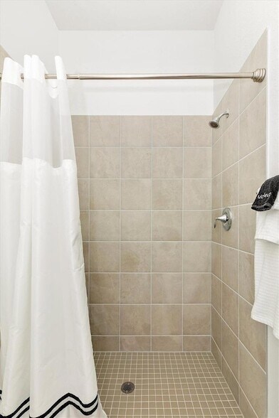 Building Photo - 12733 Tulum Lp