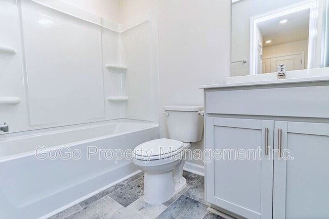 Building Photo - 31 Sunriff CT