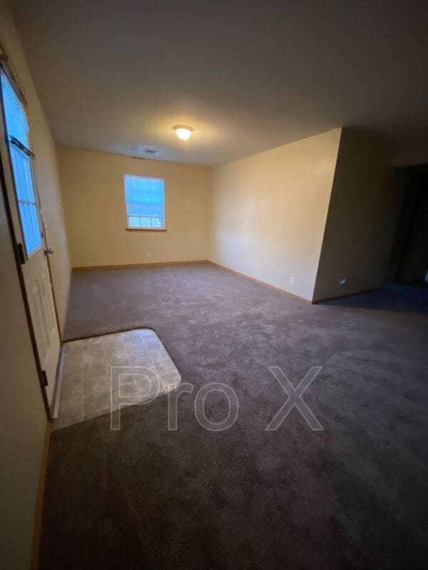 Building Photo - 4557 E Zora St